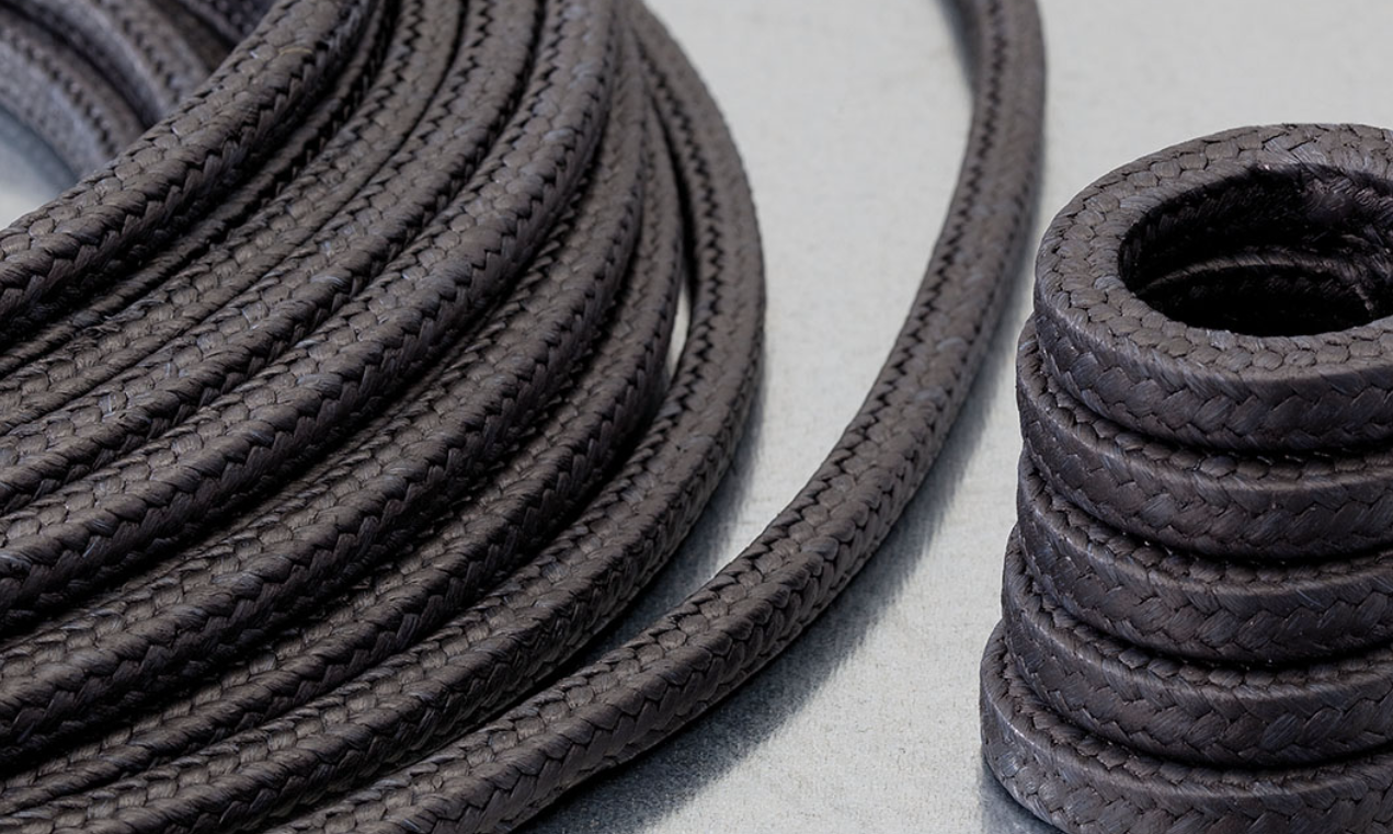 LATTYflon 4308 Kimyasal olarak agresif akışkanlara sahip döner pompalardaki uygulamalara özel grafitli PTFE conta